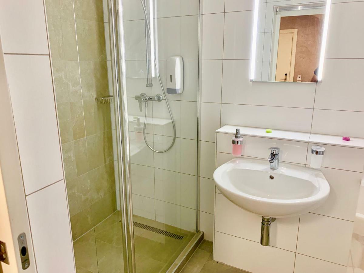 Hotel Adore Romanel-sur-Morges Buitenkant foto